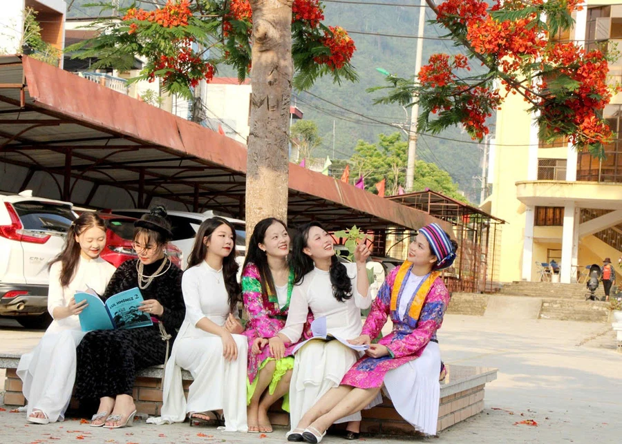 Sinh viên theo học chuyên ngành Sư phạm tiếng H’Mông tại Phân Hiệu Đại học Thái Nguyên tại tỉnh Hà Giang được hưởng nhiều chế độ.