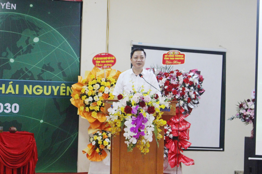 Ông Nguyễn Huy Hoàng - Phó Giám đốc Sở Công thương tỉnh Thái Nguyên phát biểu tại Đại hội. beauty-1752227006086.jpg