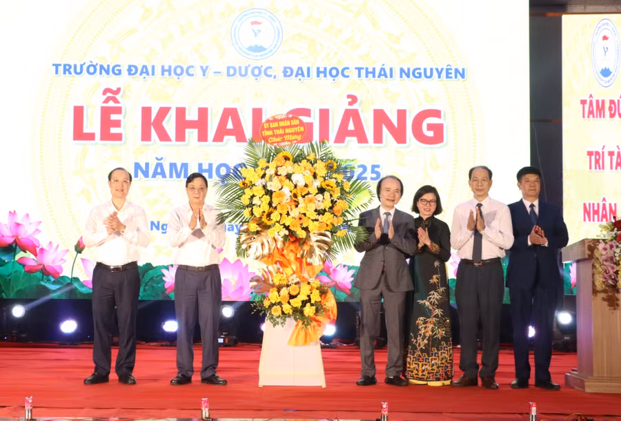 Trường Đại học Y - Dược khẳng định vai trò quan trọng trong công tác đào tạo cán bộ y tế.