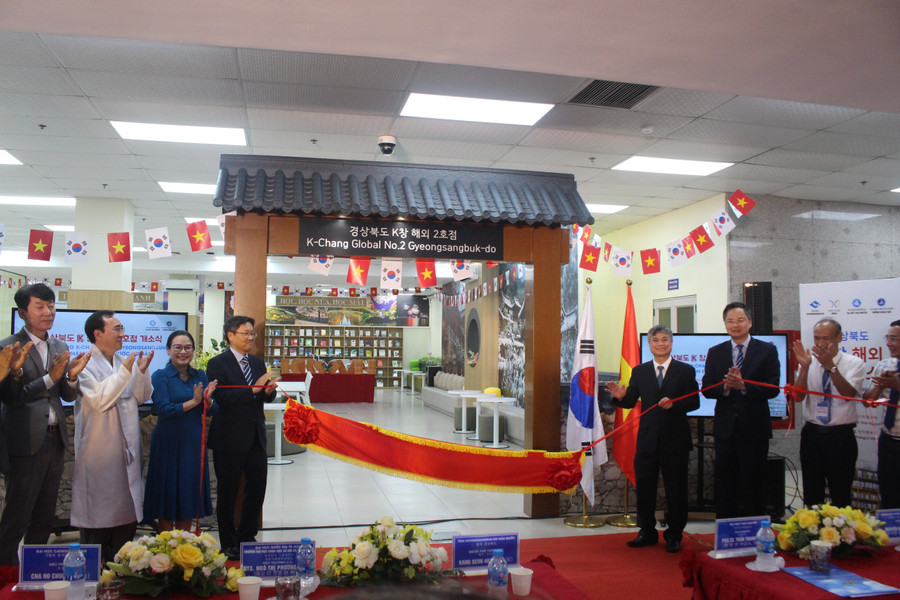 Hoạt động hợp tác quốc tế của Đại học Thái Nguyên tiếp tục được mở rộng cả về quy mô, chiều sâu và hiệu quả. img-2437.jpg