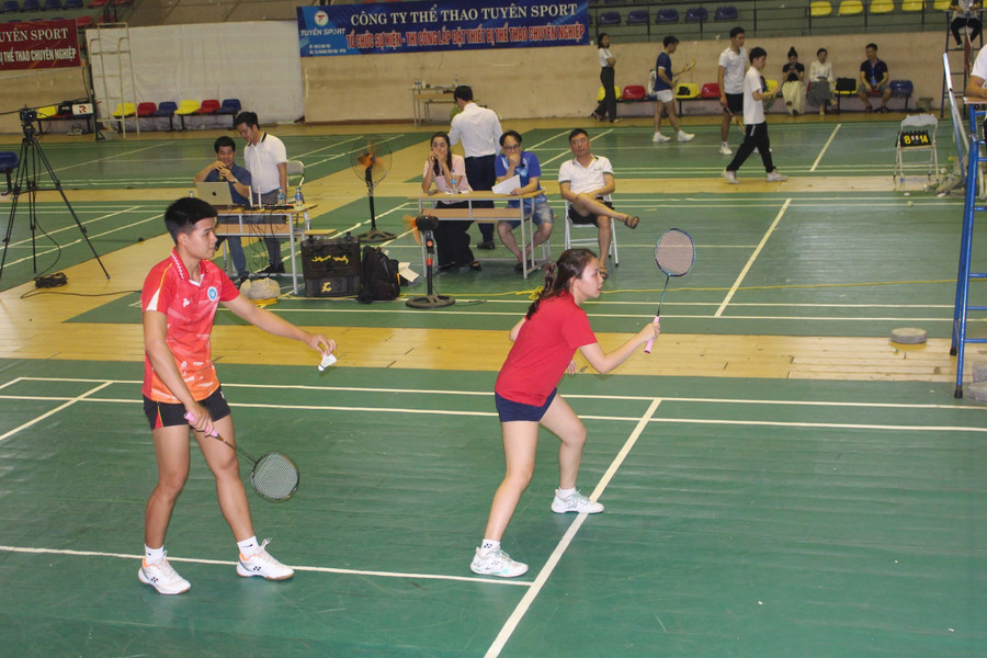 Các VĐV thi đấu với tinh thần quyết tâm cao. img-8665.jpg