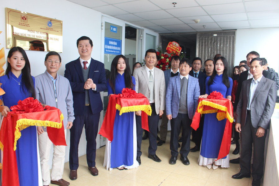 Khánh thành phòng thí nghiệm Công nghệ trí tuệ nhân tạo và ứng dụng.