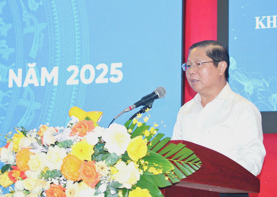 Deputy Minister of Education and Training Le Tan Dung spoke at the Conference. img-2179.jpg