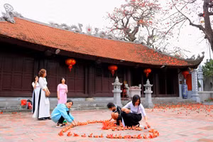 Từ Lương Xâm thờ Đức vương Ngô Quyền, tại phường Nam Hải, quận Hải An (Hải Phòng) được xếp hạng di tích lịch sử quốc gia đặc biệt