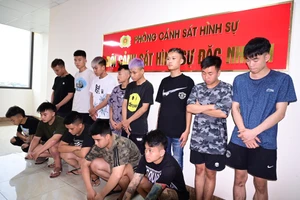Phòng Cảnh sát hình sự - CATP Hải Phòng tạm giữ 09 đối tượng có hành vi Gây rối trật tự công cộng.