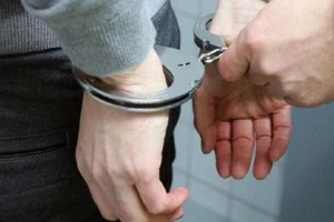 Tổ chức sử dụng trái phép chất ma tuý, ông Phạm Văn Phụng, nguyên Phó Giám đốc Ban quản lý dự án khu vực Lê Chân bị bắt.