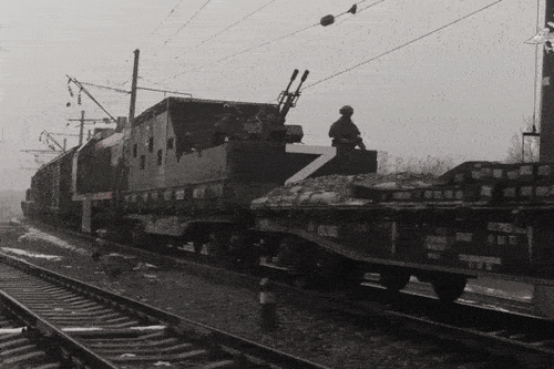 Theo thông báo, hệ thống thị giác dựa trên trí tuệ nhân tạo sẽ cho phép tự động phát hiện và nhận dạng mục tiêu của đối phương, sau đó quân nhân trên đoàn tàu bọc thép sẽ có thể tiêu diệt chúng một cách hiệu quả hơn. can-canh-doan-tau-boc-thep-nga-dua-den-ukraine-79711.gif