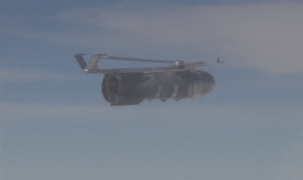 1-1721116606509496828975.gif