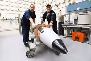 Bom hạt nhân B61-12 của Mỹ.