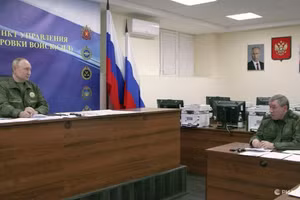 Tổng thống Vladimir Putin và Tổng tham mưu trưởng các lực lượng vũ trang Nga Valery Gerasimov.