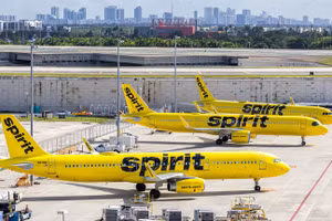 Hãng hàng không Spirit Airlines tuyên bố ngừng hoạt động.