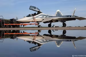 Tiêm kích tàng hình Su-57D.