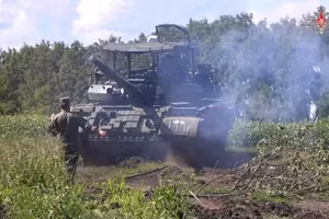 Xe tăng Nga tại tỉnh Kursk.