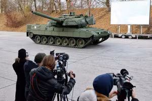 Đức công bố phiên bản Leopard 2A8.