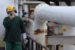 Đường ống dẫn dầu Druzhba ở Szazszalombat, Hungary.