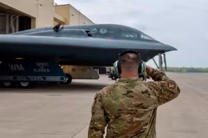 Máy bay B-2 Spirit sẽ được sử dụng nếu Mỹ tấn công vào Fordow.