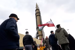 Tên lửa đạn đạo của Iran.