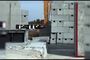 Bom Thổ Nhĩ Kỳ xuyên phá mục tiêu trong thử nghiệm.
