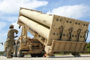 Hệ thống phòng thủ tên lửa tầm cao giai đoạn cuối THAAD của Mỹ.