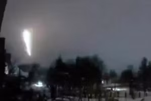 Khoảnh khắc Oreshnik tấn công mục tiêu tại Kiev.