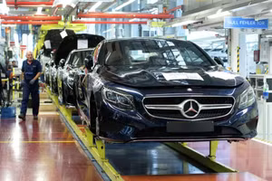 Nhà máy Mercedes-Benz tại Đức.