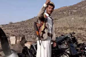 Một chiếc MQ-9 bị Houthi bắn hạ.