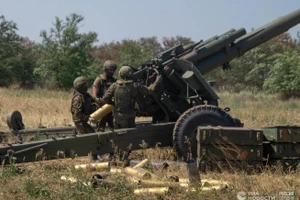 Pháo binh Nga tác chiến tại Donetsk.