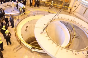 Bên trong một cơ sở hạt nhân của Iran.