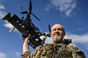 Máy bay không người lái FPV của Ukraine có thể phóng được rocket.