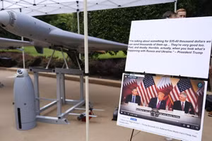 Mỹ công bố UAV LUCAS.