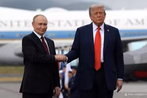 Tổng thống Nga Vladimir Putin và Tổng thống Mỹ Donald Trump.