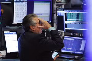 Nhà giao dịch trên Sàn giao dịch chứng khoán New York.