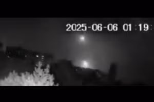 Hệ thống Patriot phóng đạn đánh chặn tên lửa Nga.