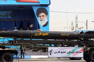 Tên lửa chống hạm Khalij Fars của Iran.