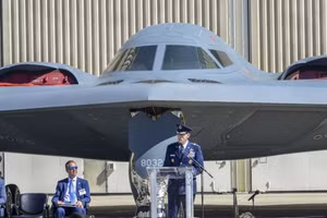 Máy bay tàng hình B-21 Raider của Mỹ.