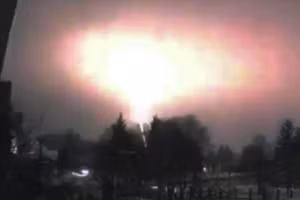Khoảnh khắc tên lửa Oreshnik tấn công các mục tiêu trọng yếu của Ukraine. 