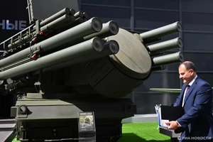 Hệ thống tên lửa phòng không Pantsir-SMD-E.