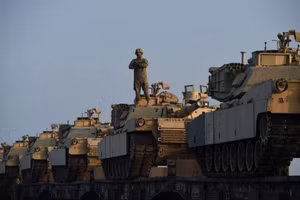 Mỹ rút một phần thiết bị quân sự khỏi Romania.