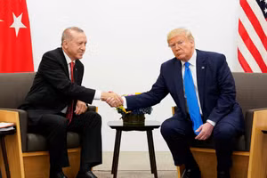 Tổng thống Thổ Nhĩ Kỳ Erdogan và Tổng thống Mỹ Trump.