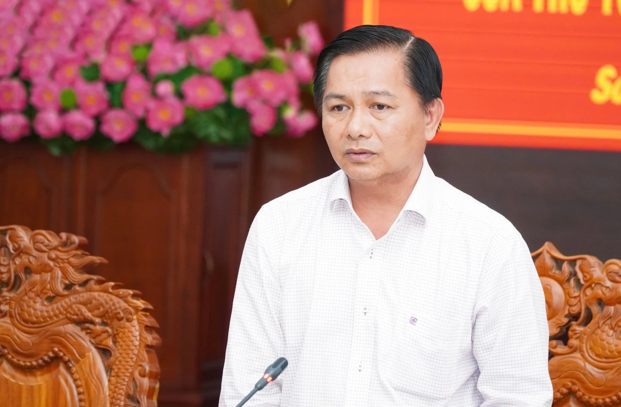 bo-truong-lam-viec-soc-trang-6-3566.jpg