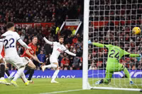 Man Utd chia điểm với Tottenham, HLV Ten Hag tức giận