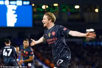 Man City đè bẹp Brighton, khiến Arsenal ‘tim đập chân run’ 