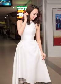  hoa hau ngoc diem dep duyen dang khi lam mc hinh 6