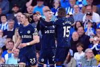 Chùm ảnh: Cole Palmer tiếp tục toả sáng, Chelsea sáng cửa dự Europa League