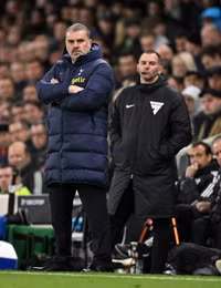Tottenham thảm bại ở Ngoại hạng Anh