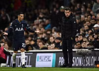 Tottenham thảm bại ở Ngoại hạng Anh