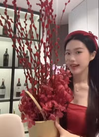 Hải My trổ tài gái đảm trong Xuân đầu tiên làm dâu nhà Văn Hậu