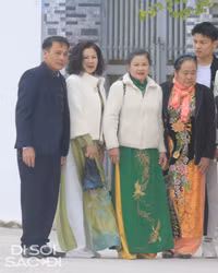 Những hình ảnh đầu tiên Quang Hải đi hỏi cưới bạn gái Chu Thanh Huyền