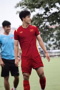 5 cầu thủ U23 Việt Nam điển trai như tài tử điện ảnh