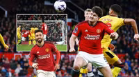 Chùm ảnh: Man Utd thắng nhọc nhằn đội cuối bảng Ngoại hạng Anh
